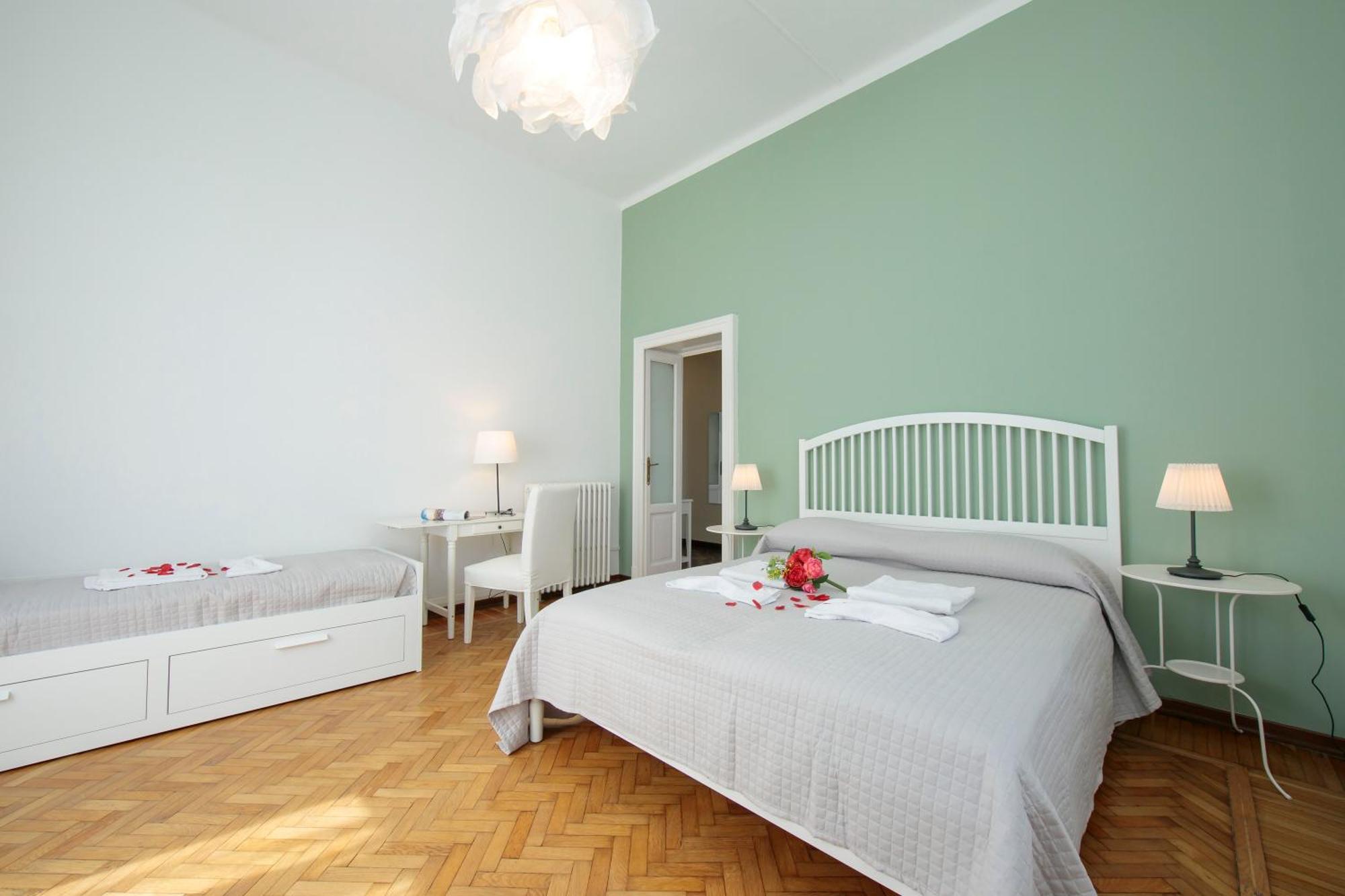 Residenza Oleandro Lake View Luino Center - Happy Rentals Экстерьер фото