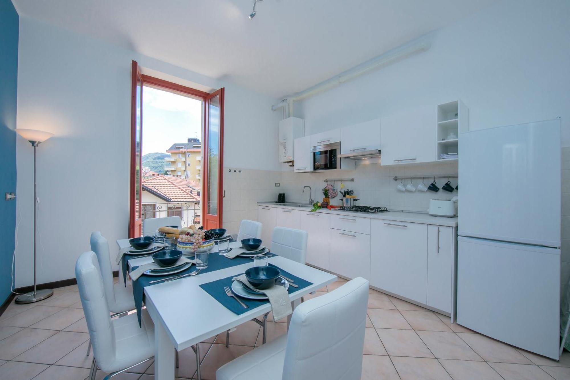 Residenza Oleandro Lake View Luino Center - Happy Rentals Экстерьер фото